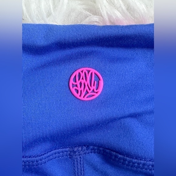 LILLY PULITZER LUXLETIC CROPPED WEEKENDER LEGGINGS IN BECKON BLUE - EUC - Picture 5 of 11